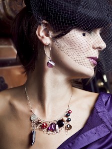 Allegra Neck Profile1
